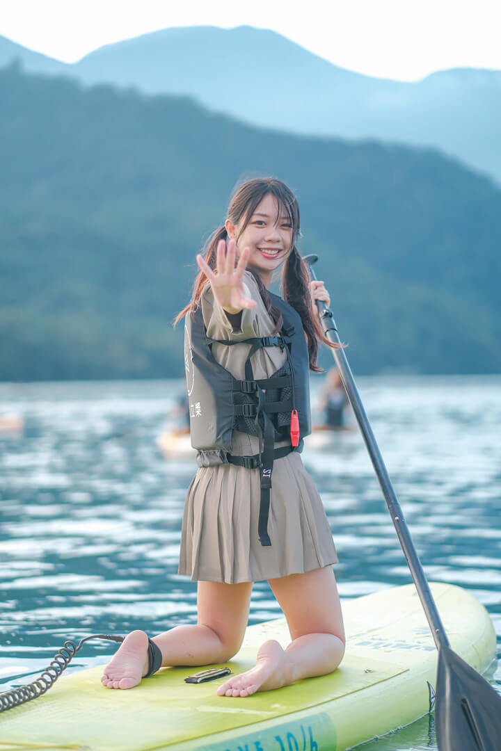 魚人立槳特色