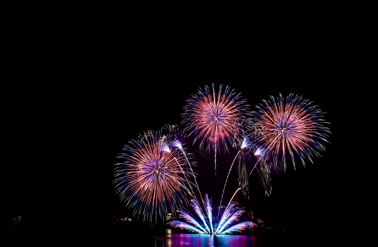 2025日月潭花火節搭船看煙火